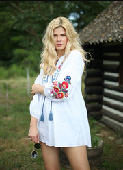 Roiii summer hot sell embroidery leisure white long sleeve short dresses